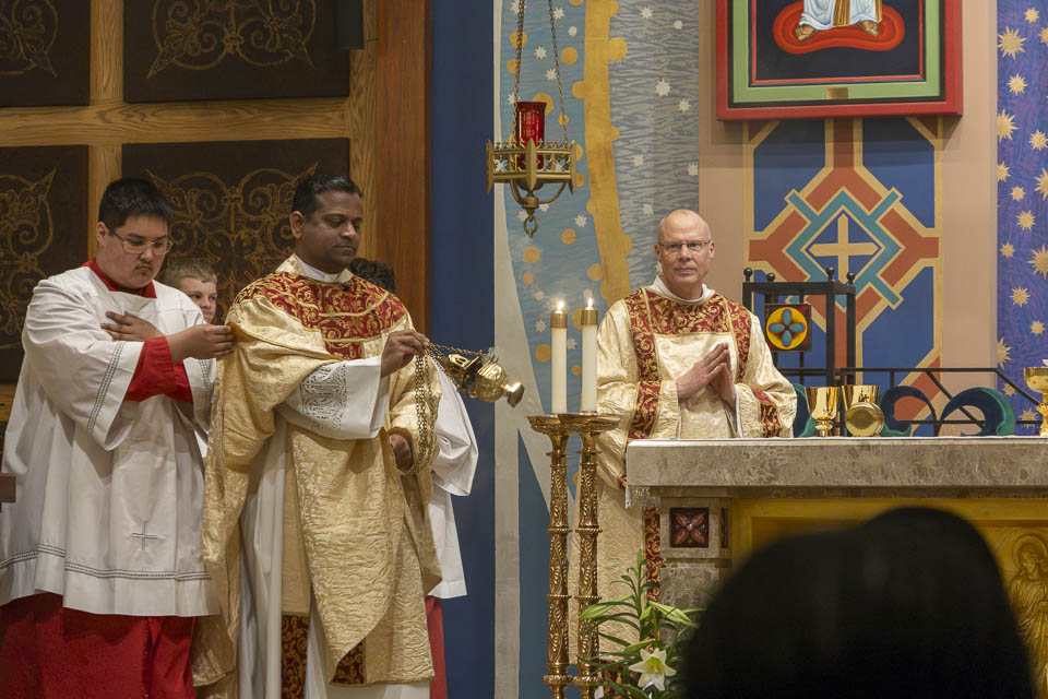 2026-StMary-EasterVigil (164 of 215).jpg